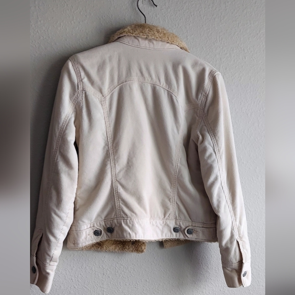 GAP Cream Corduroy Coat Sherpa Lined Trucker Jacket Style Womens - Picture 2 of 4